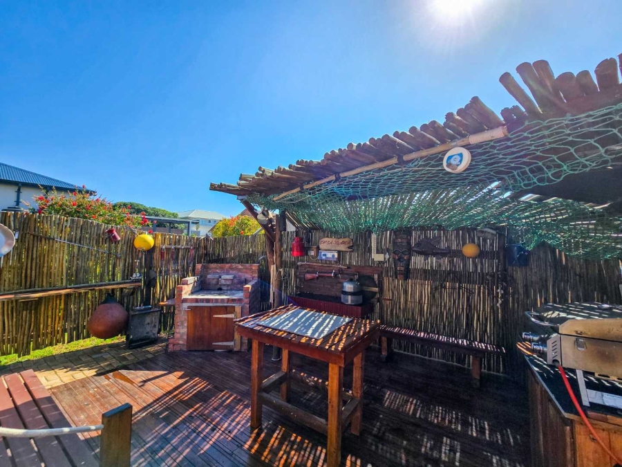 3 Bedroom Property for Sale in Stilbaai Wes Western Cape